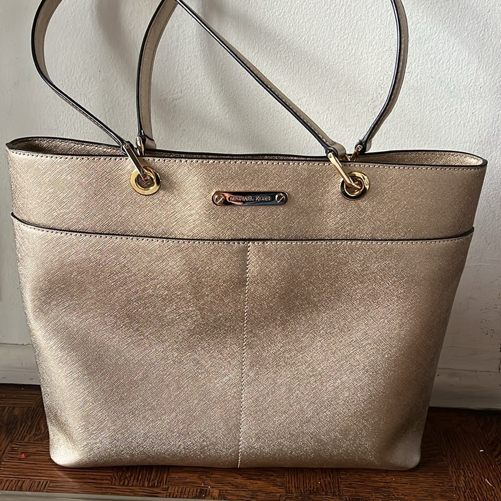 Like new Michael Kors Danville pale gold tote bag